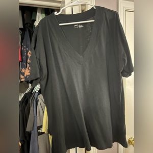 Oversized American Eagle V-Neck Tee.